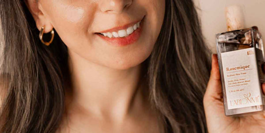 Why Choose Organic Cosmetics? 5 Benefits for Your Skin